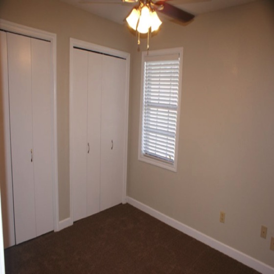 1300 2BR1BADS Bedroom2c.jpg